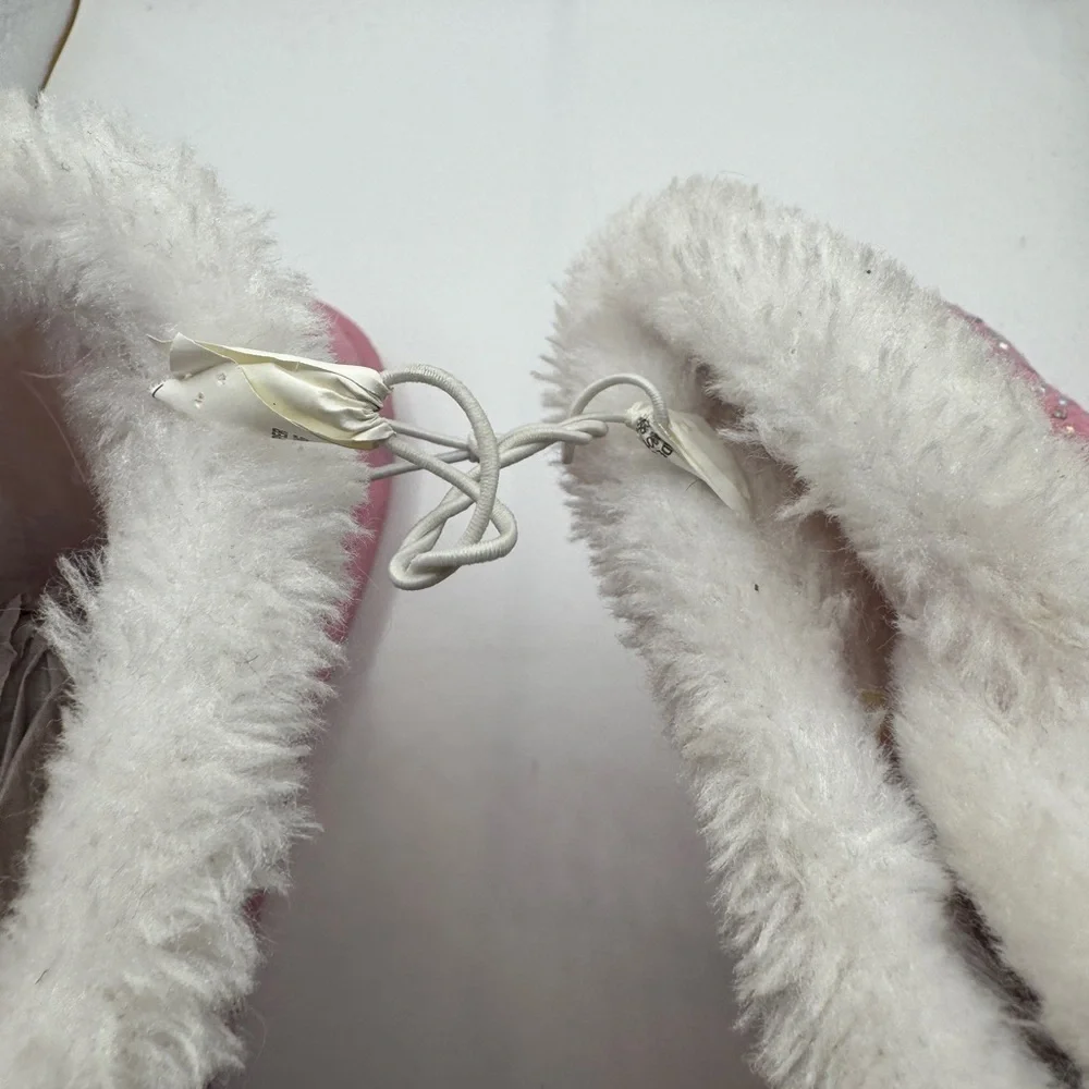 NWT Toddler Size 7 Girl Pink Sparkly Faux Fur Lined Boots